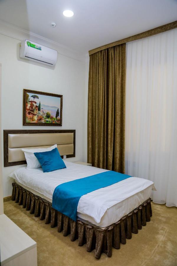 Hotel Globus Tashkent Exterior photo