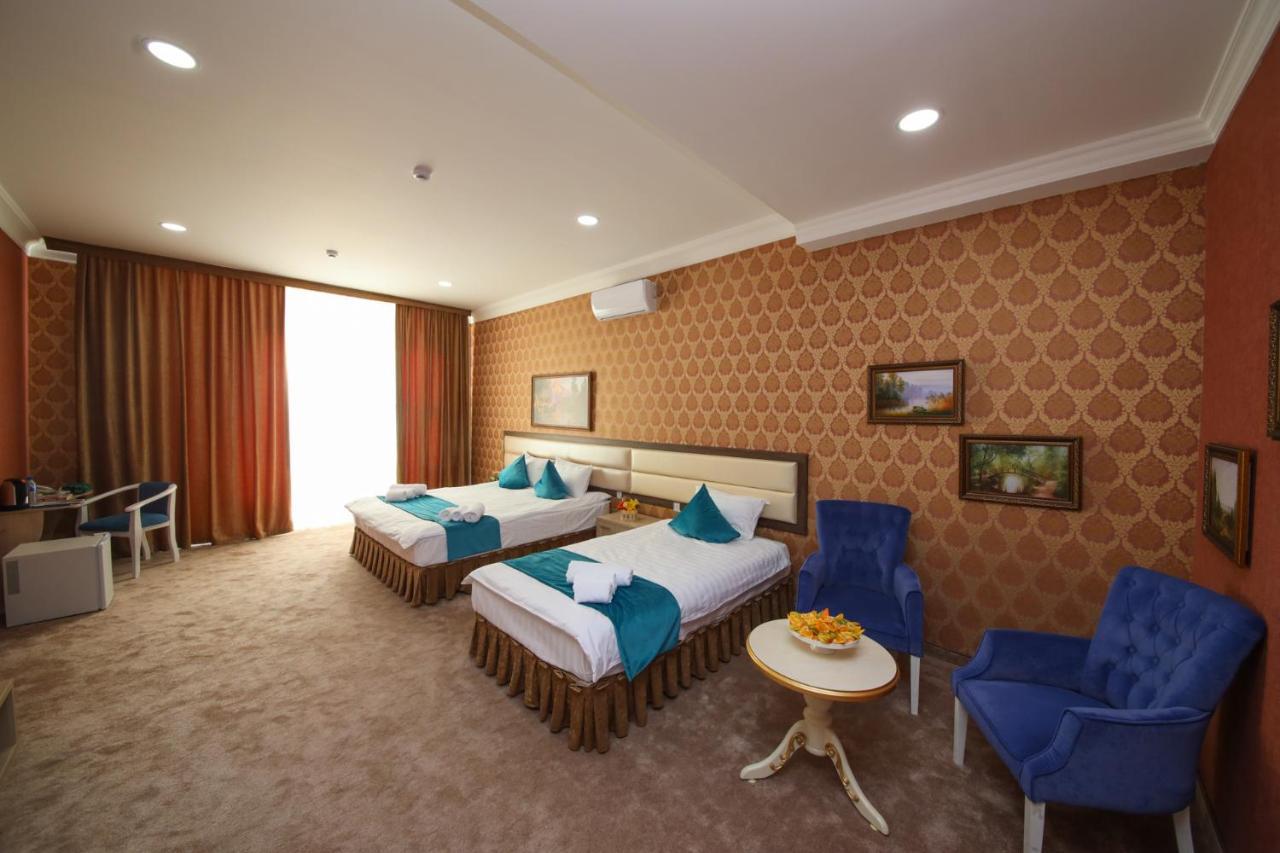 Hotel Globus Tashkent Exterior photo