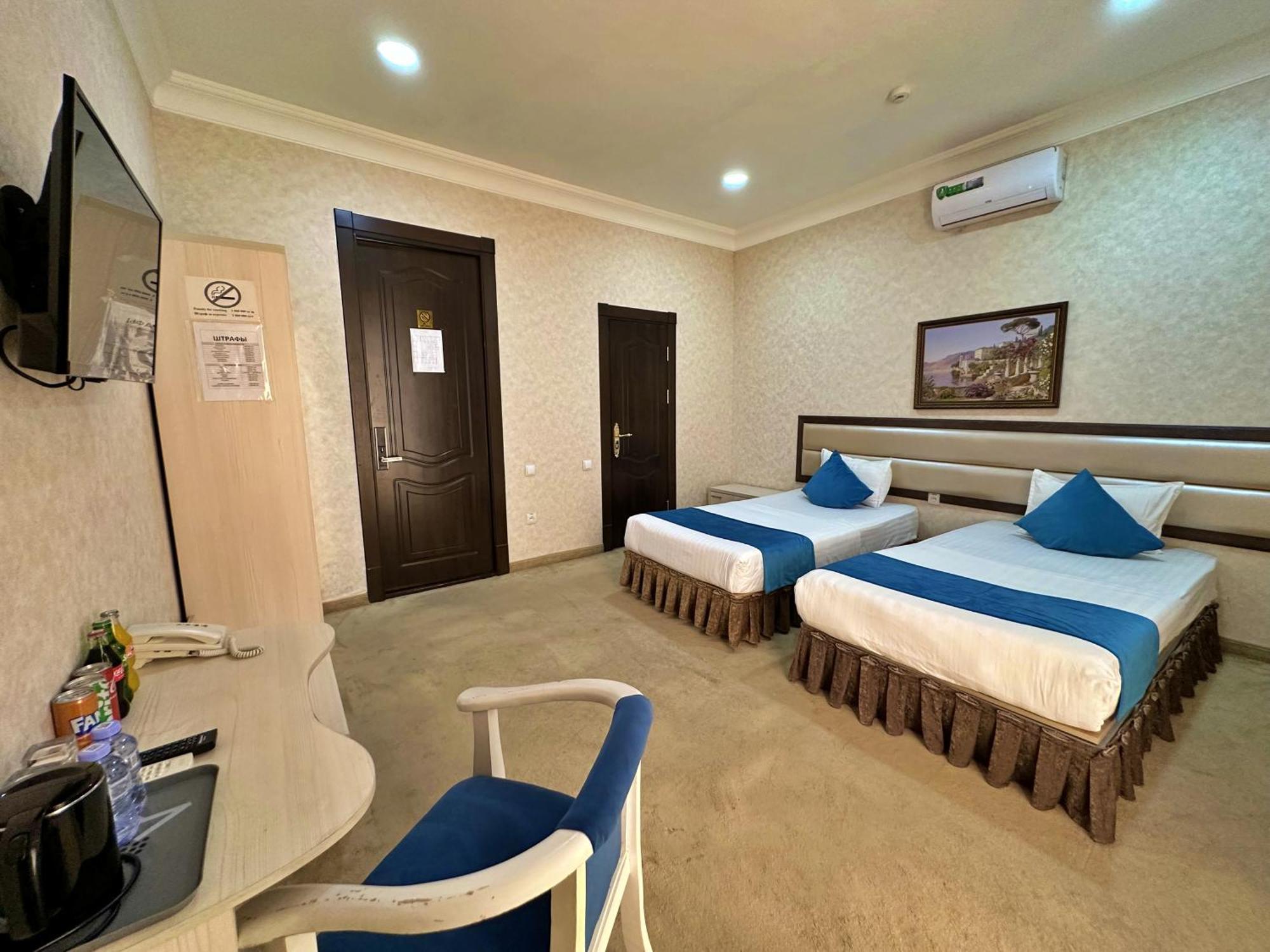 Hotel Globus Tashkent Exterior photo